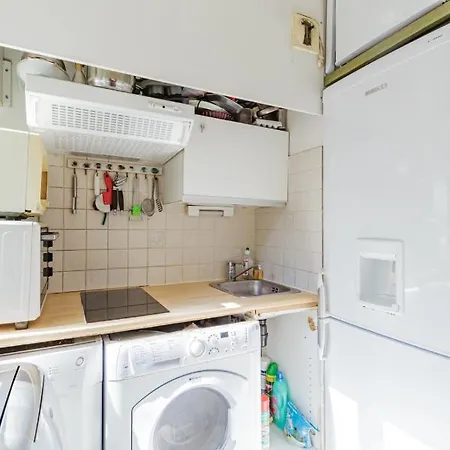 Apartament Cosy Studio In Paris Paryż